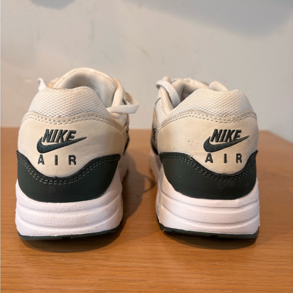 Nike Kids Air Sneakers - Cream and Black
